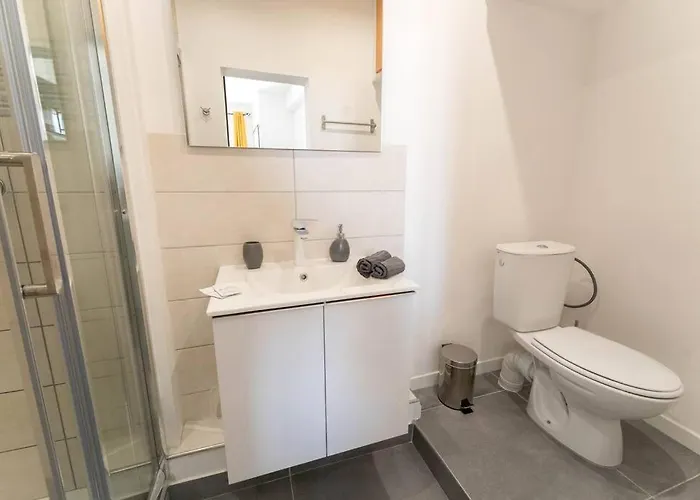 3 Centre-ville En Etage Refait A Neuf Appartement