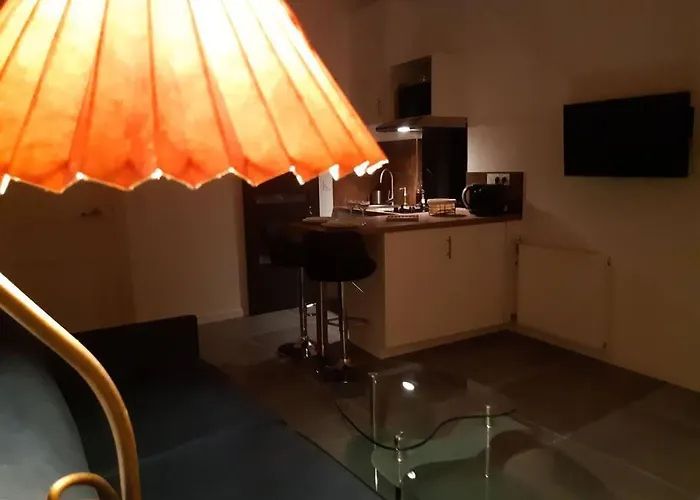 3 Centre-ville En Etage Refait A Neuf * Nice