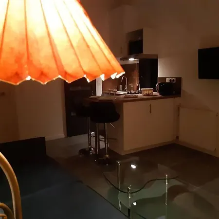 Centre-ville En Etage Refait A Neuf * Nice